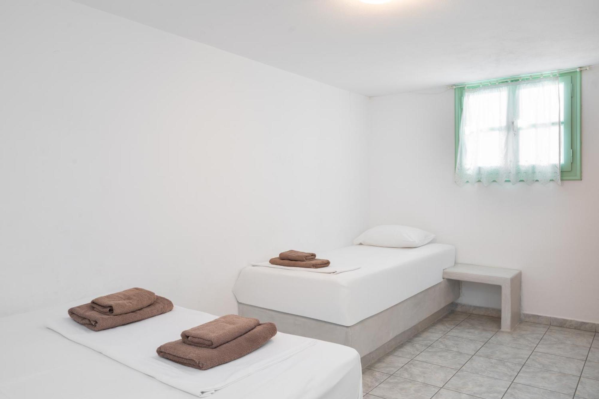 Perseas Aparthotel Naousa  Exterior photo